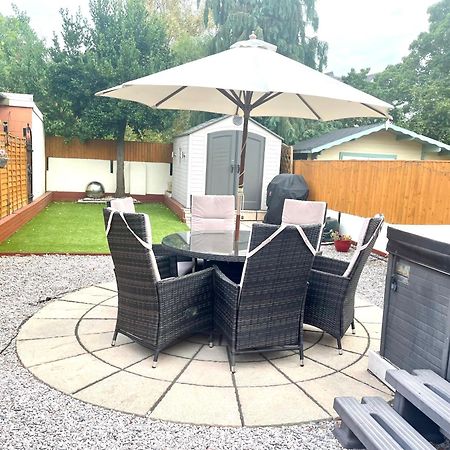Stunning 1 Bedroom And Double Sofa Bed Near Train Station Southampton Eksteriør bilde